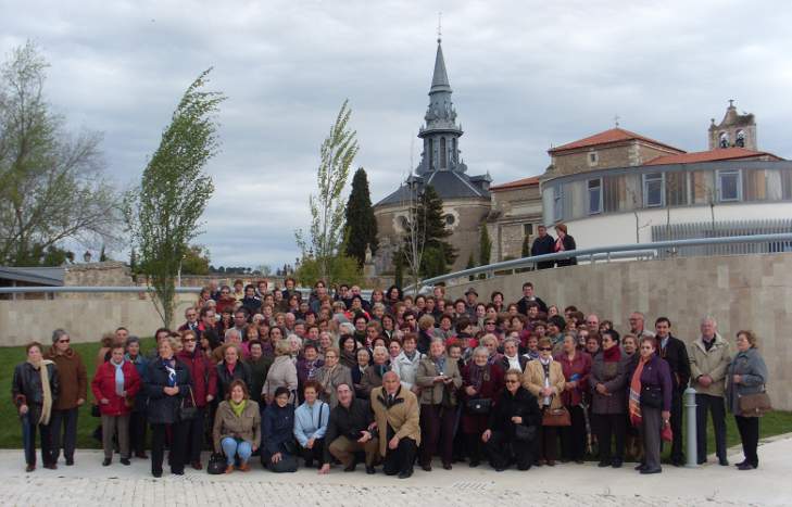 Iesu Communio acogio al Arciprestazgo de Roa en San Pedro Regalado de La Aguilera en Abril de 2013