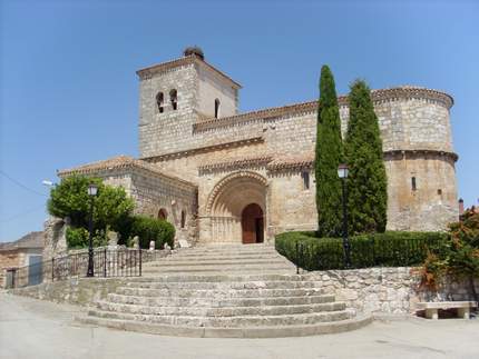 Exterior de la iglesia de San Andrés de Terradillos de Esgueva