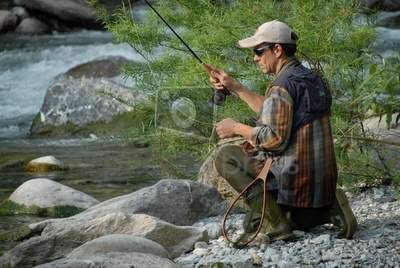 El río Esgueva inicia la temporada de pesca 2014